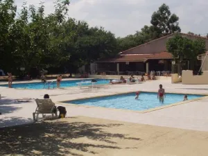 Camping - Arles - Provence-Alpes-Côte d'Azur - L'Arlésienne