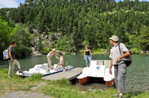 Camping - Saint-Apollinaire - Provence-Alpes-Côte d'Azur - le Clos du Lac