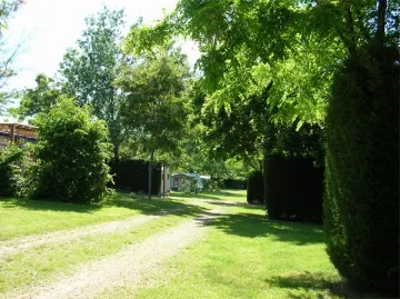 Camping - Félines - Rhône-Alpes - Le Bas Larin