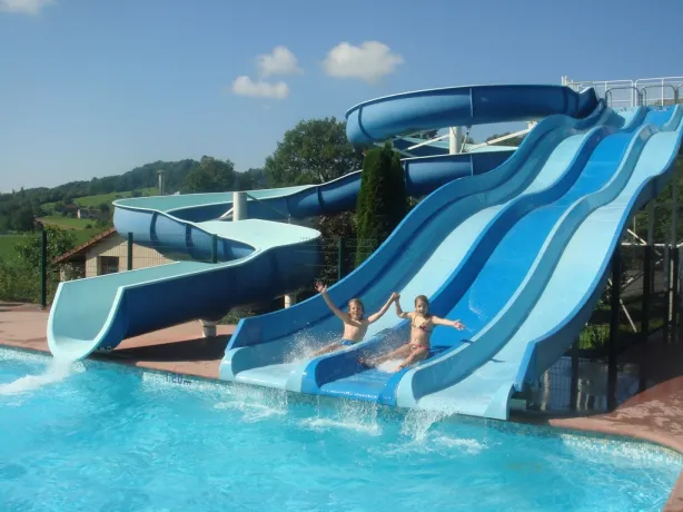Camping - Huanne-Montmartin - Franche-Comté - Le Bois de Reveuge