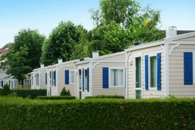 Camping - La Ferté-Gaucher - Ile de France - Le Bois d'Emeraude