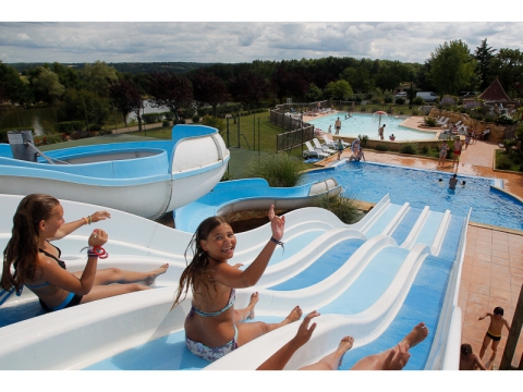 Camping - Saint-Martial-de-Nabirat - Aquitaine - Le Carbonnier