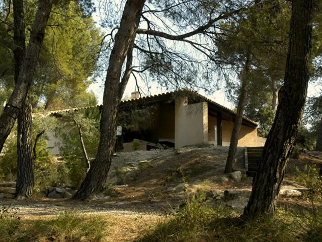 Camping - Puyloubier - Provence-Alpes-Côte d'Azur - Camping Le Cezanne