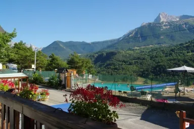 Camping - La Salle-en-Beaumont - Rhône-Alpes - Le Champ Long