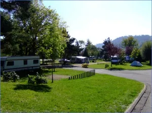 Camping - Ceyrat - Auvergne - Le Chanset