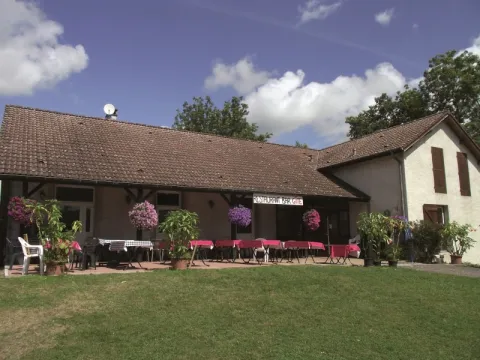 Camping - Villersexel - Franche-Comté - Le Chapeau Chinois