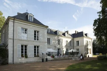 Camping - Sillé-le-Philippe - Pays de Loire - Le Château de Chanteloup