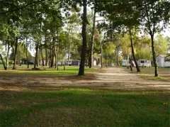 Camping - Bayas - Aquitaine - Le Chêne du Lac