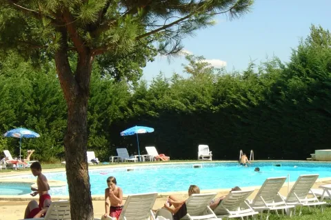 Camping - Castelnau-de-Montmiral - Midi-Pyrénées - Le Chêne Vert