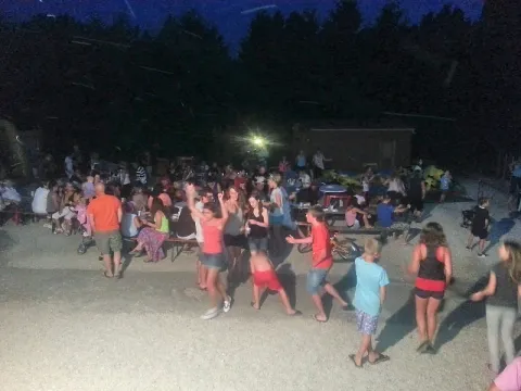 Camping - Châtillon-sur-Broué - Champagne-Ardennes - Le Clos du Vieux Moulin