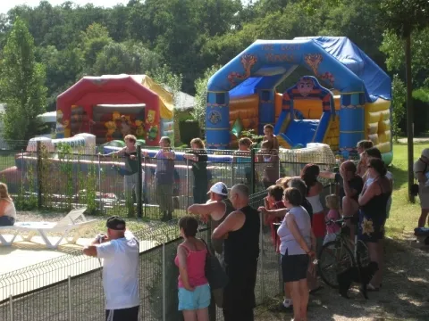 Camping - Châtillon-sur-Broué - Champagne-Ardennes - Le Clos du Vieux Moulin
