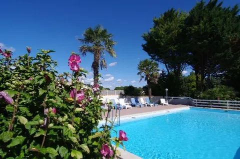 Camping - Médis - Poitou-Charentes - Le Clos Fleuri