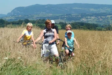 Camping - Les Abrets - Rhône-Alpes - Le Coin Tranquille