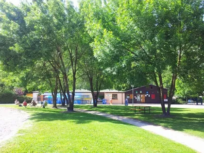 Camping - Culoz - Rhône-Alpes - Le Colombier