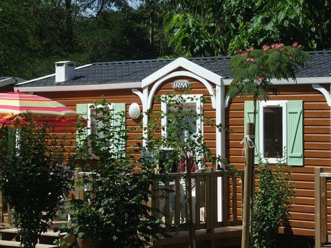 Camping - Saint-Martial-de-Nabirat - Aquitaine - Le Convivial