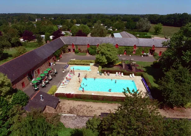 Camping - La Chapelle-aux-Filtzméens - Bretagne - Le Domaine du Logis