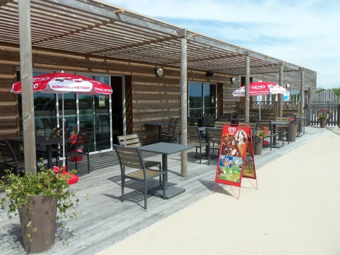 Camping - La Chapelle Hermier - Pays de Loire - Le Domaine du Pré