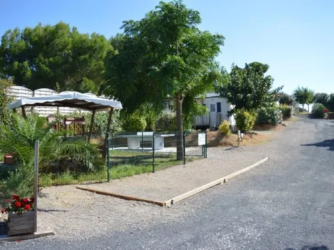Camping - Nissan-lez-Enserune - Languedoc-Roussillon - Le Domino