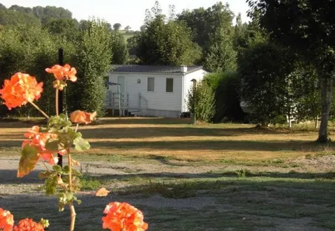 Camping - Arvieu - Midi-Pyrénées - Le Doumergal