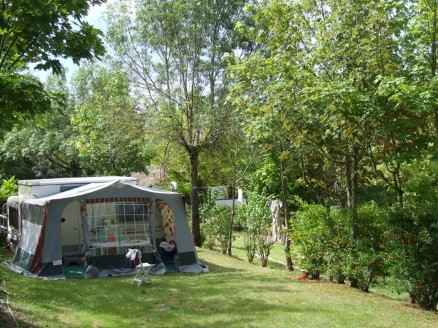Camping - Montpezat-de-Quercy - Midi-Pyrénées - Le Faillal