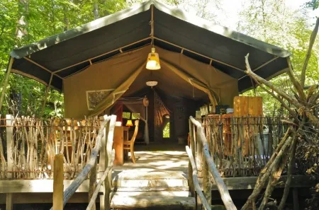 Camping - Le Poët-Célard - Rhône-Alpes - Le Grand Bois