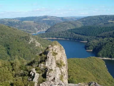 Camping - Paulhenc - Auvergne - Le Hameau de Gites