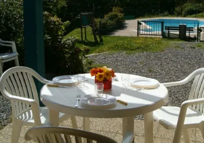 Camping - Paulhenc - Auvergne - Le Hameau de Gites