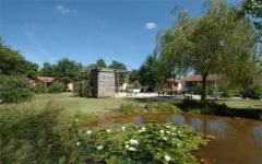 Camping - Montlaur - Midi-Pyrénées - Le Hameau des Genêts