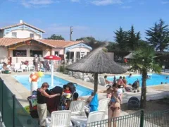Camping - Saint-Michel-Chef-Chef - Pays de Loire - Le Haut Village