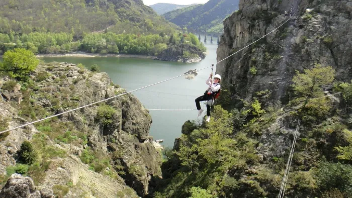 Camping - Pourcharesses - Languedoc-Roussillon - Le Lac