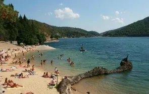 Camping - Pourcharesses - Languedoc-Roussillon - Le Lac