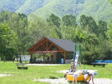 Camping - Saint-Rémy-de-Maurienne - Rhône-Alpes - Les Lacs de Maurienne