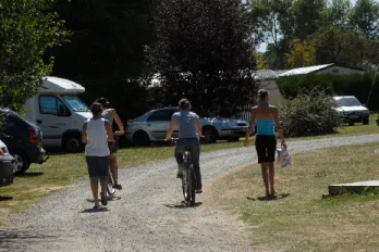 Camping - Marçon - Pays de Loire - Le Lac des Varennes