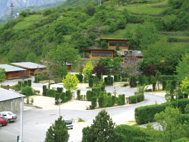 Camping - Saint-Michel-de-Maurienne - Rhône-Alpes - Le Marintan
