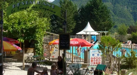 Camping - Vesc - Rhône-Alpes - Le Matin Calme