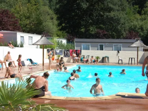 Camping - Chazelles-sur-Lyon - Rhône-Alpes - Le Moulin Brûlé
