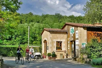 Camping - Saint-André-d'Allas - Aquitaine - Le Moulin du Roch