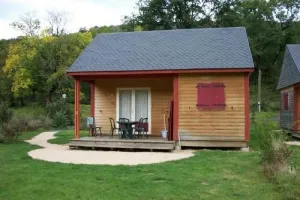 Camping - Saint-Martin-Valmeroux - Auvergne - le Moulin du Teinturier
