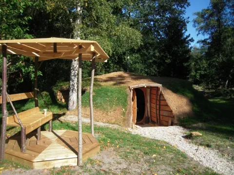 Camping - Fère-en-Tardenois - Picardie - Le Nid dans les Bruyères