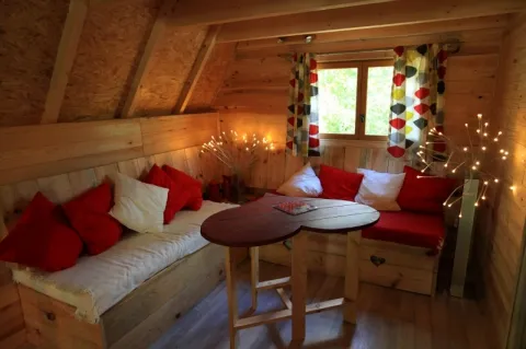 Camping - Fère-en-Tardenois - Picardie - Le Nid dans les Bruyères