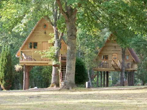 Camping - Fère-en-Tardenois - Picardie - Le Nid dans les Bruyères