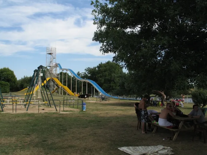 Camping - Parcoul - Aquitaine - Le Paradou