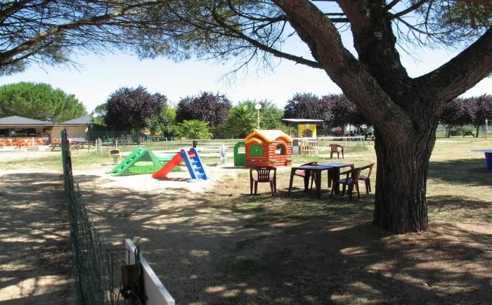 Camping - Parcoul - Aquitaine - Le Paradou