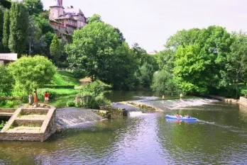 Camping - Ambrières les Vallées - Pays de Loire - Le Parc de Vaux