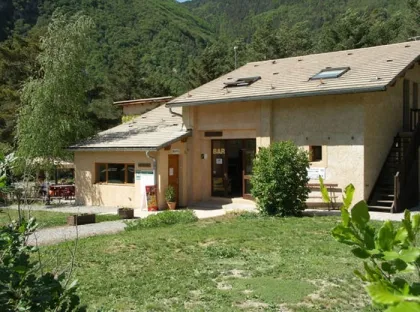 Camping - La Roche-des-Arnauds - Provence-Alpes-Côte d'Azur - Le Parc des Sérigons