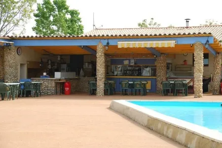 Camping - Valensole - Provence-Alpes-Côte d'Azur - Le Petit Arlane - Domaine Naturiste
