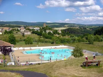 Camping - Ruynes en Margeride - Auvergne - Le Petit Bois