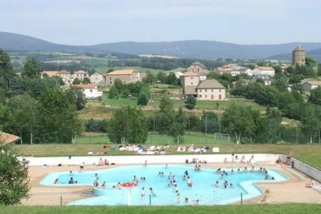 Camping - Ruynes en Margeride - Auvergne - Le Petit Bois