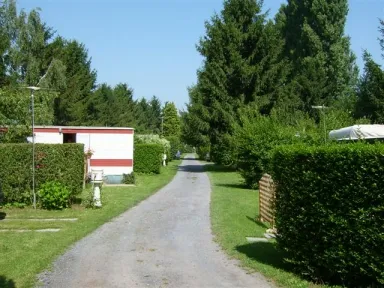 Camping - Rumegies - Nord-Pas de Calais - Le Petit Clos