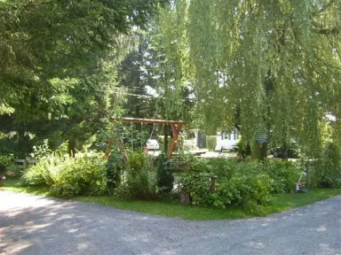 Camping - Rumegies - Nord-Pas de Calais - Le Petit Clos